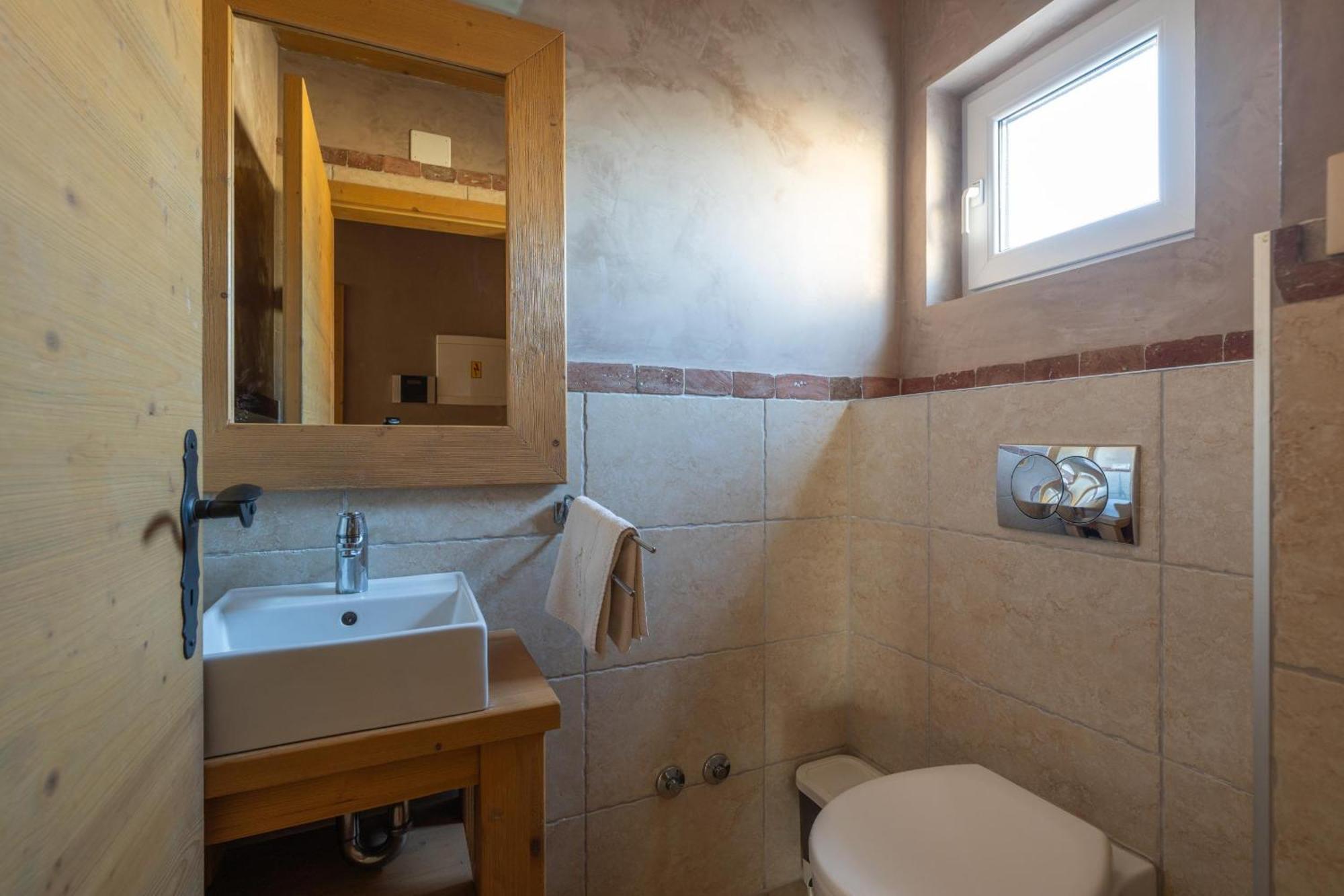 6-Bedroom Villa Chiara With Sea View Premantura Bagian luar foto