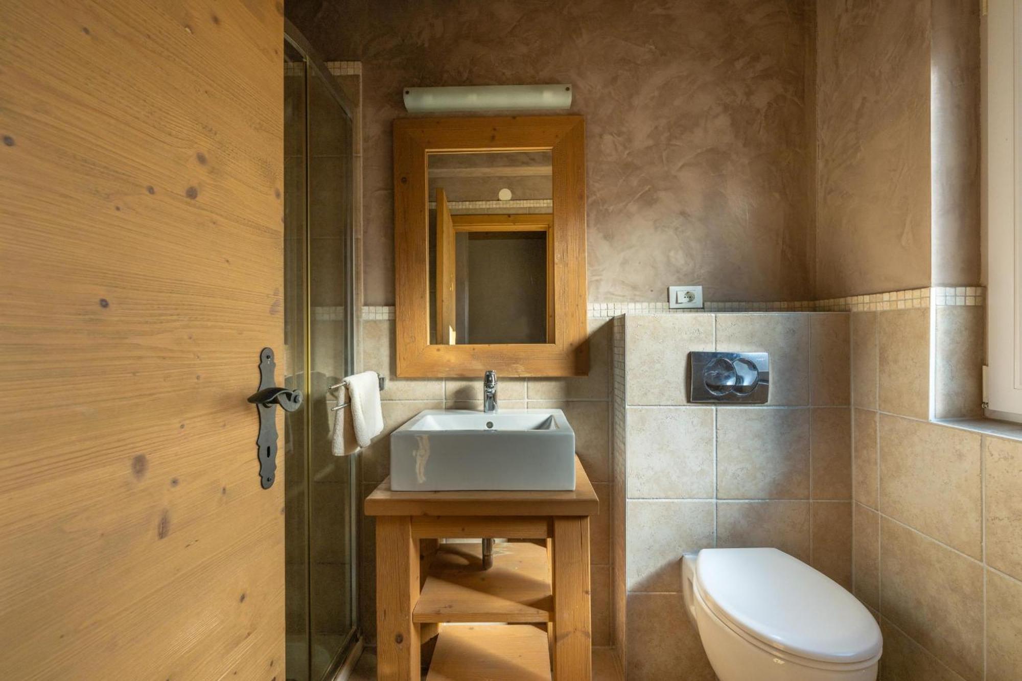 6-Bedroom Villa Chiara With Sea View Premantura Bagian luar foto