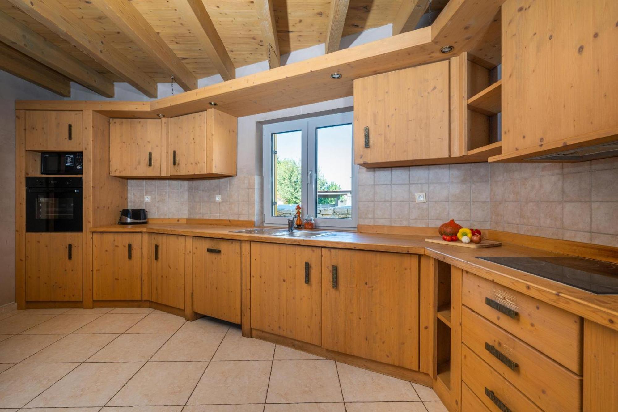 6-Bedroom Villa Chiara With Sea View Premantura Bagian luar foto